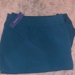Jaanuu Caribbean blue 3x scrub pants, brand new and still has the tag.